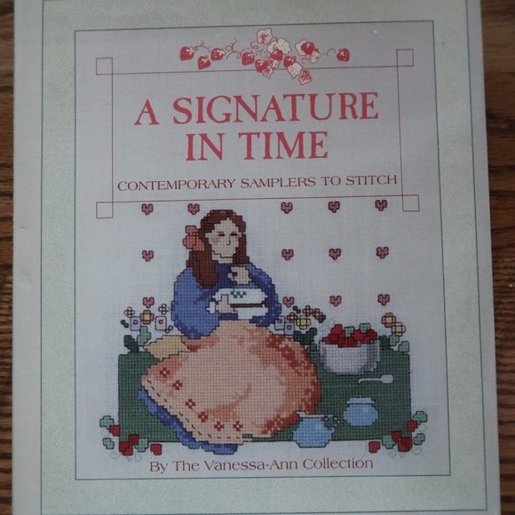 Lot of 2 Hardback Cross-Stitch Pattern Books (The Vanessa-Ann Collection) - Picture 9 of 15